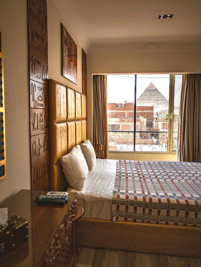 Sphinx Golden Gate Pyramids 4*