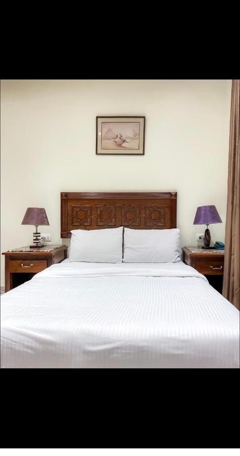 Sphinx Golden Gate Pyramids 4*